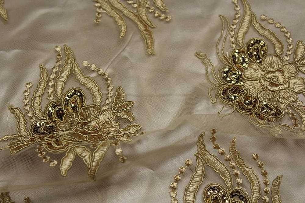 ROUNDAROSE Lace Fabric, 54 Inch. in Width Gold Fabrics Star